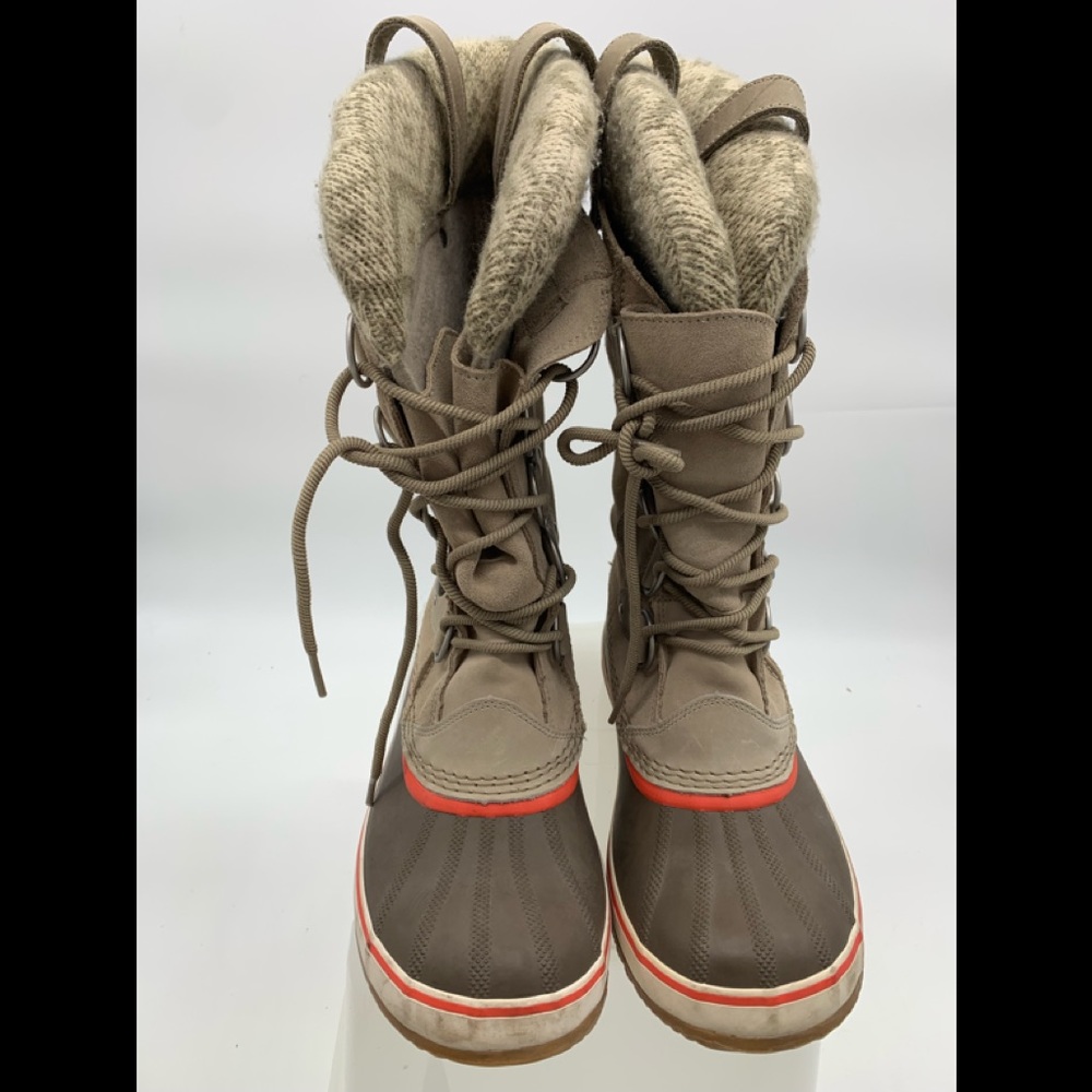 Sorel women’s Snow boots, size 11